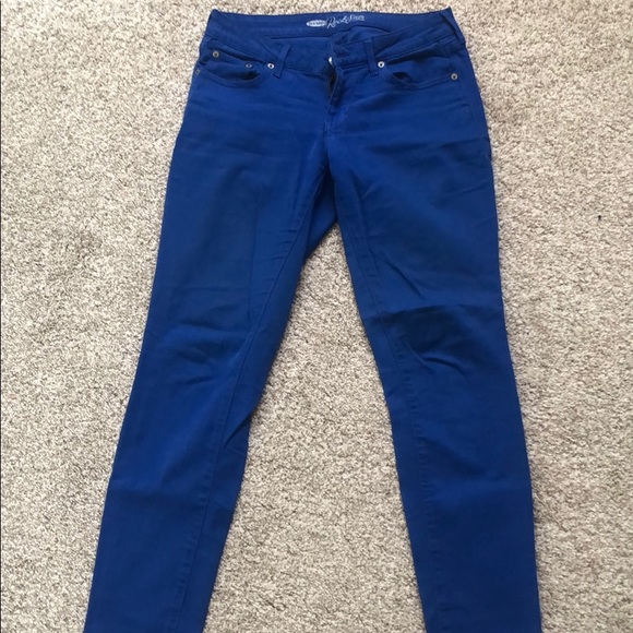 Blue Jeans - Picture 1 of 3